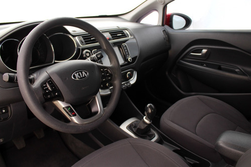 Imagen 11 de 15 de Kia Rio
