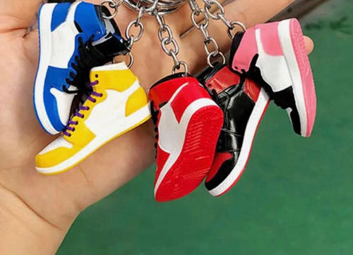 Chaveiro TĂȘnis Air Jordan Style Amarelo E Branco