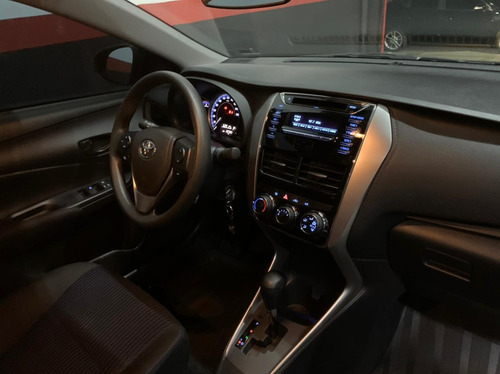 Imagem 10 de 15 de Toyota Yaris 2020 1.5 Xl Plus Connect 16v Cvt 5p
