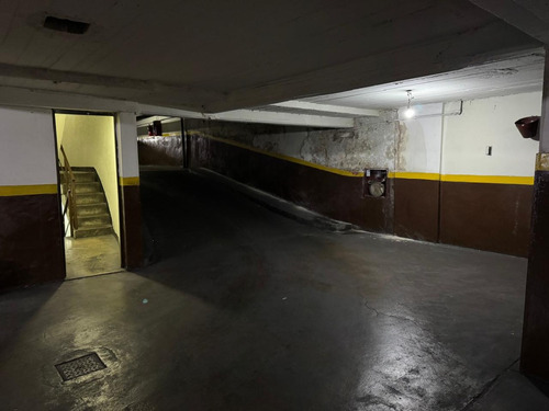 Cochera En Venta - Balvanera