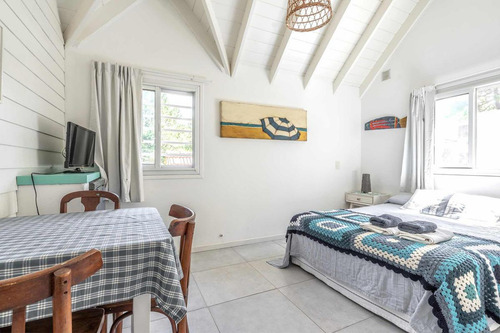 Casa En Venta - 10 Dormitorios 10 Baños - 785mts2 - Pinamar