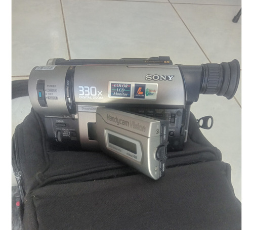 Camara Filmadora Sony 330x Digital Zoom Video Hi 8 Ccd-tvr43