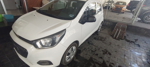 Imagen 3 de 12 de Chevrolet Beat 2018 1.2 Hb Lt Mt