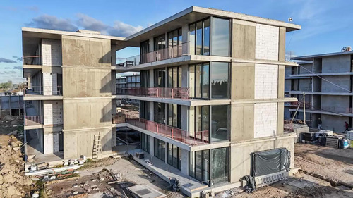 Emprendimiento Venta Departamento. 2 Amb. Con Balcón En Terrazas De Santa María, Villanueva