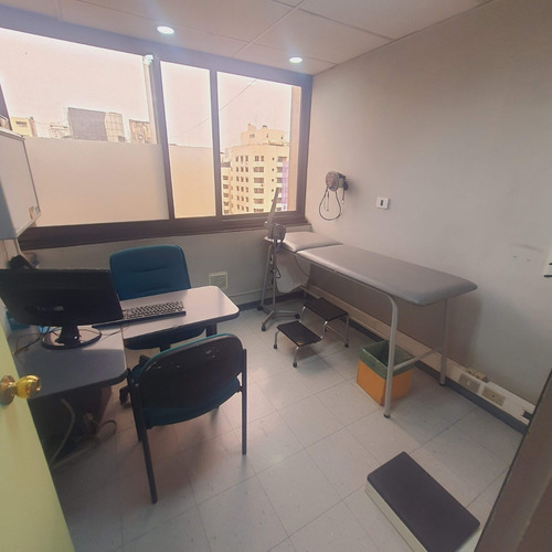 Oficina En Arriendo Centro Médico, Alameda & Estado Stgo Cen