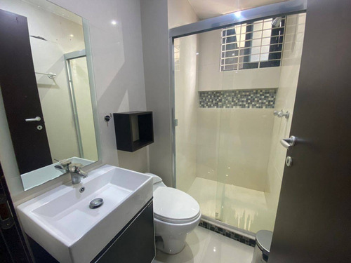 Imagen 10 de 15 de Apartamento En Alquiler, Resd. Omega, El Parral, Valencia 166450 Andres Peña