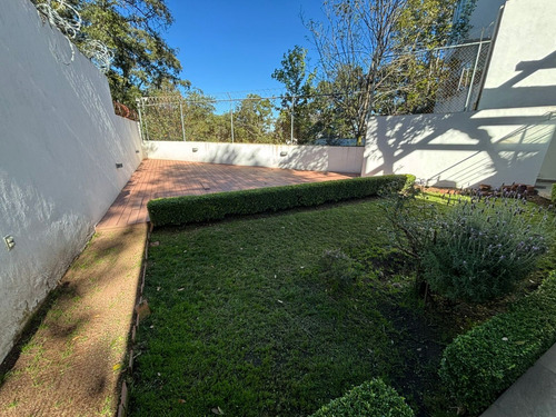 Casa En Venta En Sayavedra, A Un Lado Del Mirador, Séptima Sección.
