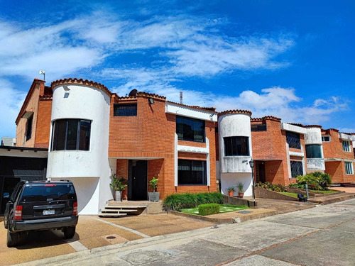 Imagen 22 de 23 de As Se Vende Casa En Urbanización Trebolinda As