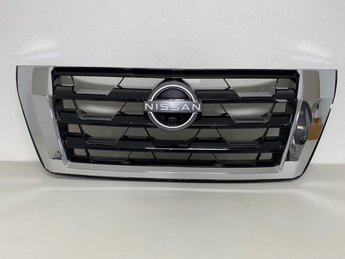 Parrilla Nissan Armada 2021 2022 2023