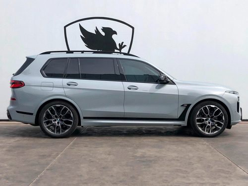 BMW X7 4.4 V8 M60I
