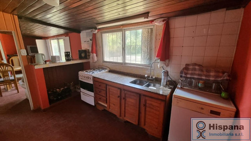 Retasada!! Casa En Venta, En Del Viso, Barrio Los Jazmines, Sobre La Calle Necochea Esquina Florida.