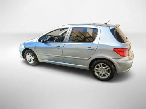 Imagem 2 de 8 de Peugeot 307 Presence 1.6 16v Flex