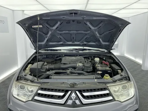 Mitsubishi Nativa 3.0l Sport Fl