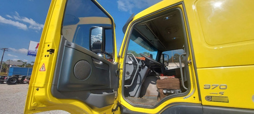 Imagem 9 de 18 de Volvo Fm370 Trucado