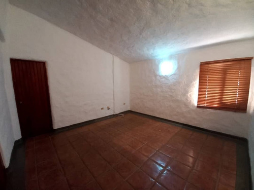 Imagen 3 de 10 de Mh Casa En Piedras Pintada Pozo Y Planta