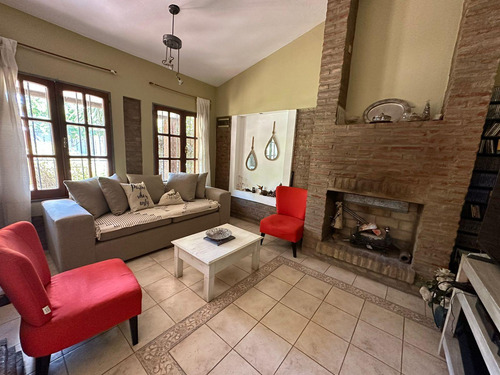 Venta Casa 3 Dorm Planta Baja Villa Belgrano Pileta Y Cochera