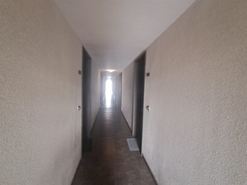 Departamento En Venta De 2 Dorm. En Estación Central