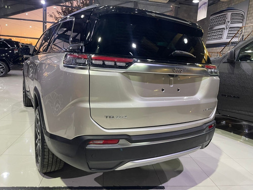Imagen 5 de 19 de Jeep Commander
