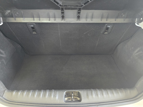 Chevrolet Onix plus 1.0 MPFI LT 8V FLEX 4P MANUAL