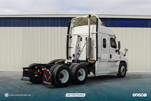 Freightliner Cascadia Ddc Serie 60 475hp Std., 02 Ocup.
