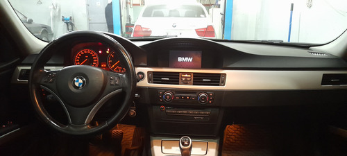 BMW Serie 3 2.0 320i Sedan Executive