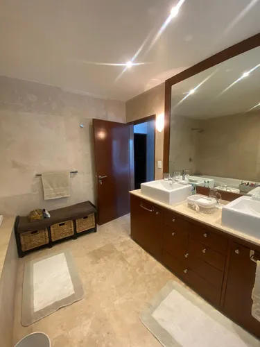 Hermosa Casa En Las Lomas Con Vista Espectacular