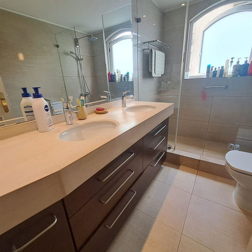 Penthouse En 4 Norte Con Poniente, 4d, 3b, 2e, 1b Viña