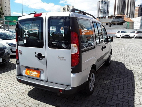 Imagem 6 de 9 de Fiat Doblò 1.8 Mpi Essence 7l 16v Flex 4p Manual