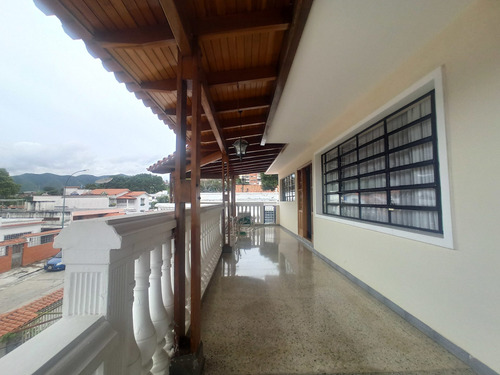 Imagen 18 de 27 de Se Vende Casa 600m2 5h+s/4b+s/5p Vista Alegre