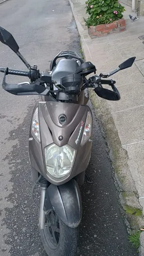 Moto Akt 125 Dynamic R Automatica