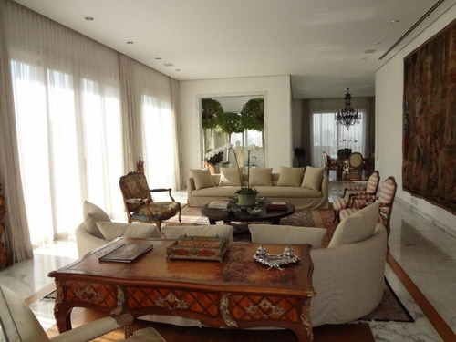 Cobertura Residencial À Venda, Vila Nova Conceição, São Paulo. - Co0156
