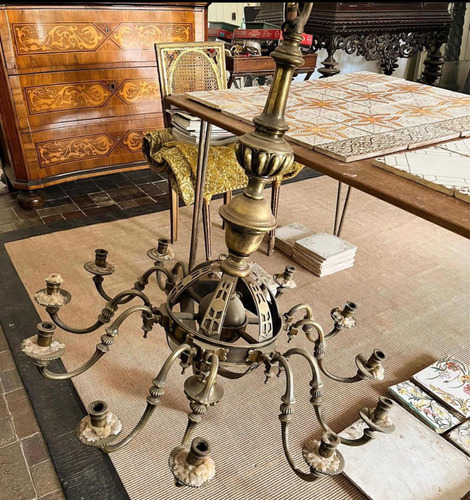 Gran Candelabro En Bronce Macizo