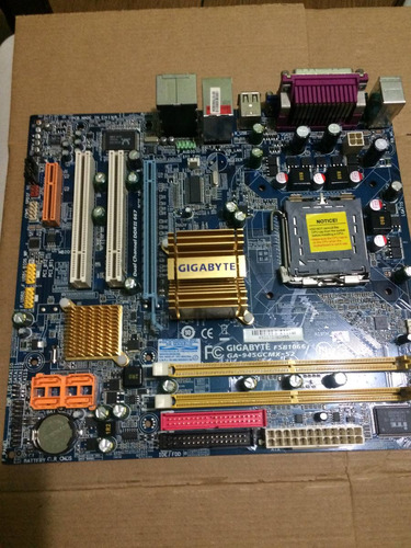 Placa Mãe Gigabyte Ga-945 Gcmx-s2 Lga 775 Ddr2 Com Espelho