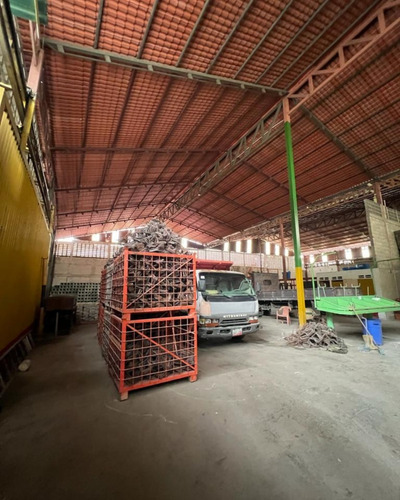 Imagen 22 de 29 de Terreno De 3380 Mt2 Con 5 Galpones, Av Intercomunal, Gran Oportunidad!!