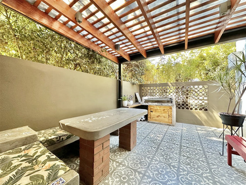 En Condominio: Estoril - Charles Hamilton