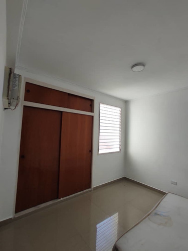 Imagen 8 de 10 de Town House Trigal Norte Gabriela 04121324237