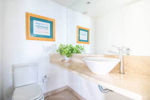 Apartamento Esquinero En Alquiler Temporario De Tres Suites Con Parrillero Propio-ref:29236