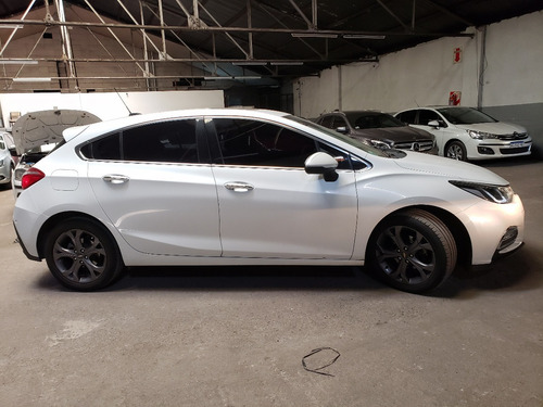 Imagen 4 de 10 de Cruze 5p Ltz 1.4t At