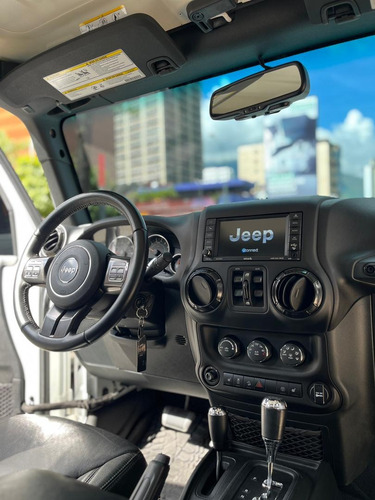 Imagen 6 de 14 de Jeep Wrangler Sahara 2017