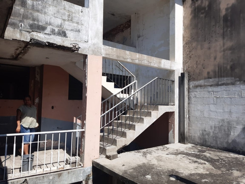 Locales Comerciales Y Departamentos En Colonia Progreso Aca