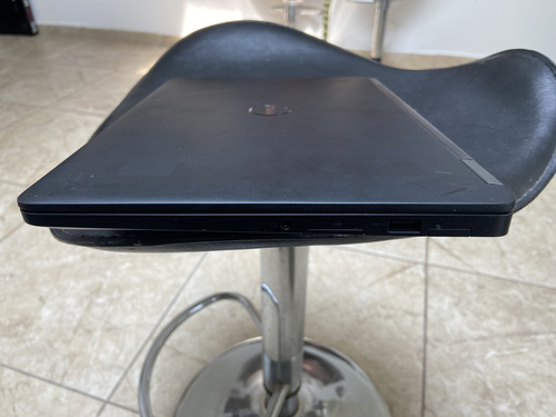 Laptop Dell Latitude E7270 Core I5, 8gb Ram, Cámara, Ssd (Usado)