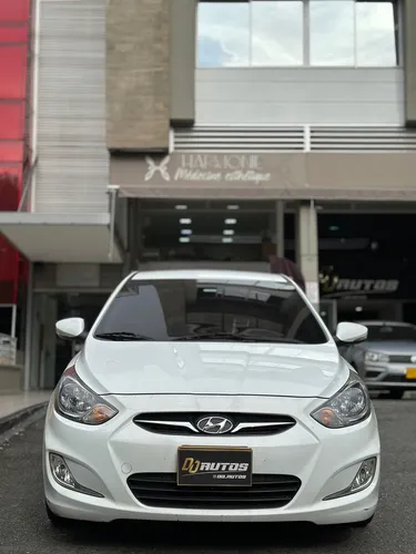 Hyundai Accent 1.6l 5 p