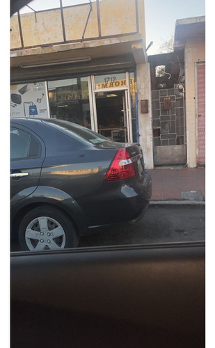 Propiedad Comercial En Venta Con 3 Locales Y Departamento