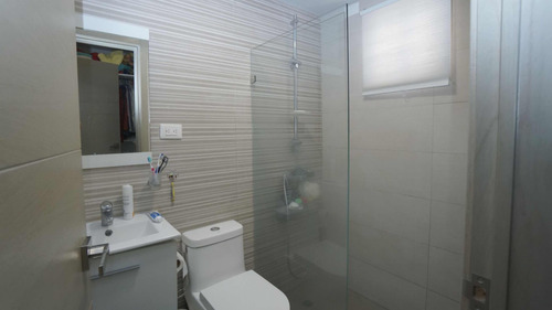 Imagen 10 de 15 de Apartamento Con Terraza En Venta En Cacicazgos, Cercano Avenida Anacaona