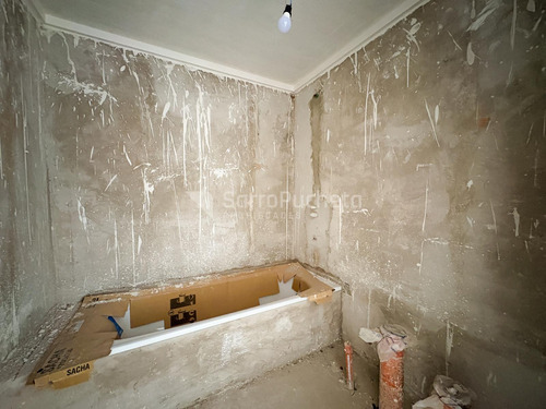 Venta Departamento 3 Ambientes Con Jardin En Ramos Mejia.