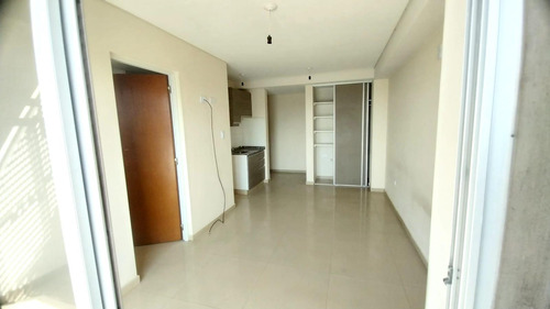Monoambiente En Venta En Barrio Sur, Buenos Aires Al 500