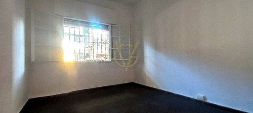 Imagen 2 de 12 de Apartamento De Dos Dormitorios En Cordón Con Patio
