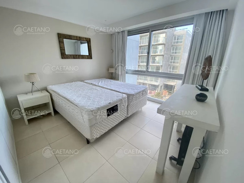 Venta Apartamento 3 Dormitorios, Punta Del Este