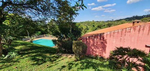 Imagem 20 de 30 de Chácara 5053m2, Casa Sede Com 135m2, 1 Suíte Com Closet, Varanda, 1 Casa De Madeira Com 70m2, 3 Dormitórios, Piscina, Churrasqueira, Lago, Campo Grama - Ch00158 - 70130094