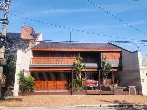 Casa 6 Ambientes - Ramos Mejía Centro